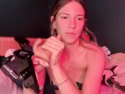 oliviahansleyy Chaturbate video show with petite skinny slut April-2025
