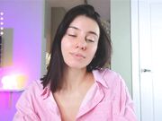 kingkong_my_bf 2025-04-11 Little slut no panties in public show