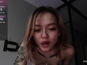 rocksalana April-13-2025 Young skinny girl fingering her clit at chaturbate