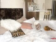 Oxon_My_Mind Recording chaturbate video show with naked girl 2025-04-14