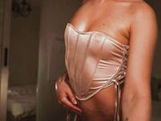 tokyo_n April-2025 Recording video show with tanned baby