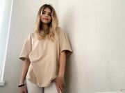 naughty_dreams_xo Recording show with new young baby May-2025