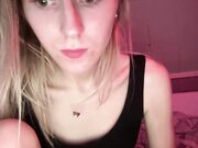 Lovey_Xoxoxox Newest skinny blonde shows her wet hole June-2025