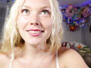 lilfknsquirt Chaturbate very sexy blonde shows her pussy and boobs