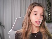 Chaturbate little_poetry 2025-06-30 Pussy flash in panties