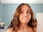 kissiekat Busty naked cam slut at chaturbate August-2025