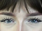 truegrace Chaturbate new model showing her ass August-31-2025