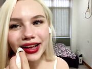 mist1k Neue Blondine in einer öffentlichen Videoshow