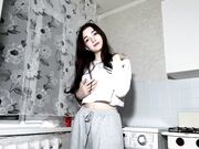 unaberto Chaturbate new recording show with a skinny pale girl December-2025