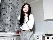 unaberto Chaturbate new recording show with a skinny pale girl December-2025