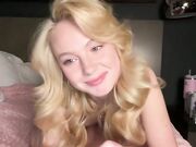 vixenvictoriaa Chaturbate recent skinny blonde shows her wet pussy December-2025