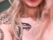 Milla_Royce (persifnut) - two fingers in a wet anal hole