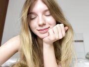 chloe_show Young slutty model playing at chaturbate February-2026