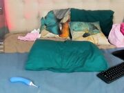 fixielu Extra skinny model playing with her clit February-2026