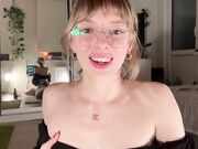 Chaturbate lovesstation - stick four fingers into my ass