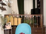 onlykitty_chillhere Chaturbate Skinny girl cums in public show