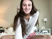 Chaturbate graciesmith27 Slutty brunette shows her hairy hole April-3-2026