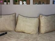 lynntiny Chaturbate cute model fingering her shaved pussy April-2026