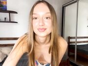 lessiebreidel Skinny cam kitty shows her tits April-27-2026