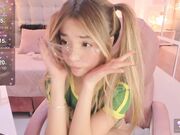 Chaturbate dulce_powl Young cam whore fucks her wet hole June-2026