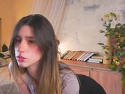 delilahtranmer Stream recording show with sexy young model October-28-2026