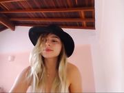 kendalltyler Juicy girl teases big tits