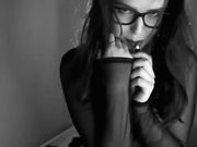 webpussi Black and white show of a sexy girl