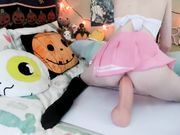 Tweetney Skinny slut with webcam fucks giant dildo in anal