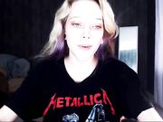 mississanta New teen girl shows her hole and small tits