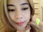 winsomegal Cute Thai girl shows nipple