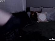 daphnejo - Cum with sexy brunette