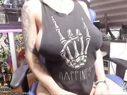 yesikasaenz - Dildo online chat of a sexy busty model