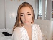 hot_baby_cheryl Teen hot kitty shows face