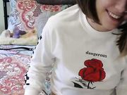 allieberrrybb New web bitch plays with dildo tongue