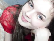 yesonee Online model played with sexy big lips