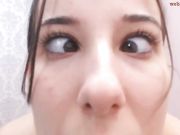 kim__possible Busty cam babe makes fun of live show