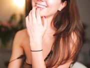 mrsjones Chaturbate cam model with a very sexy face__fx