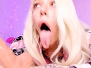 batsxlizard  weir tanned teen riding and sucking big dick cowgirl