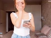 lisatwinkle Little webcam girl with shaved pussy