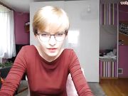 sunny_nicole New babe shows ass in chat show