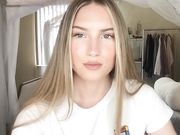 thezabrina Beautiful cam girl shows small boobs