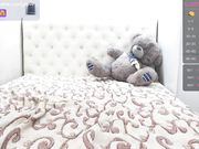 jyheve Russian whore skillfully sucks a toy