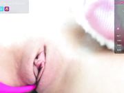 roxanjunk Cute teen model shows pussy