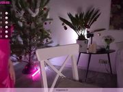 Sophieerose_ Verspieltes Modell Nippelspiel