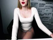 cindyloou adorable petite model without bra