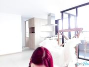 emma_lu1 Slim model no panties