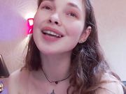 immature_babyy My wet pussy close up