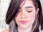 meghan_gomez Latin young girl with anal toy in the hole