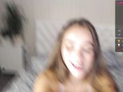 seltin_sweety cam kitty play with fingers