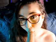 littlee33 Chaturbate naked slut plays with pussy p2